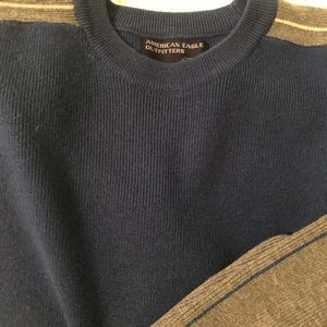 AE 77 sweater